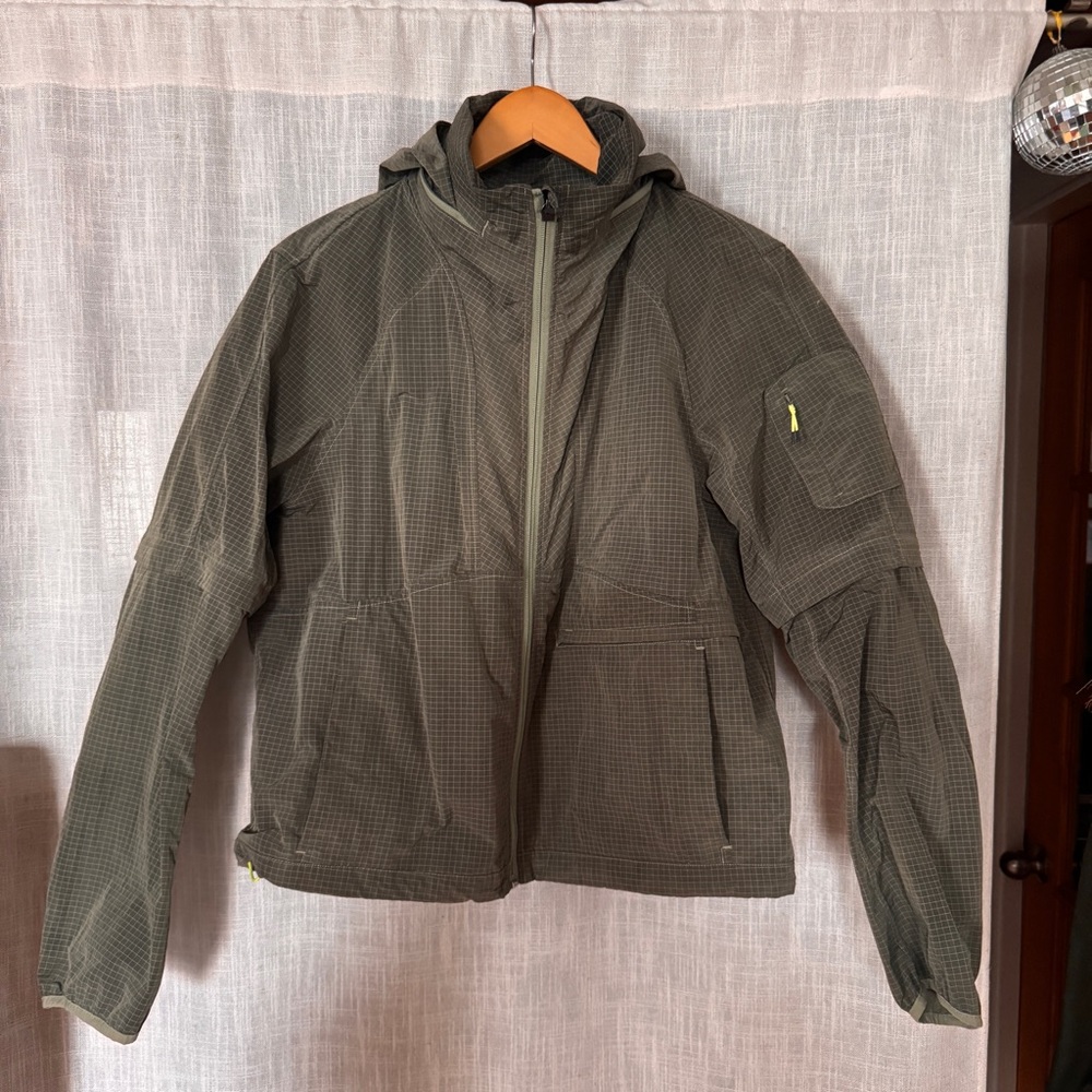 Lululemon Convertible Ripstop Parka